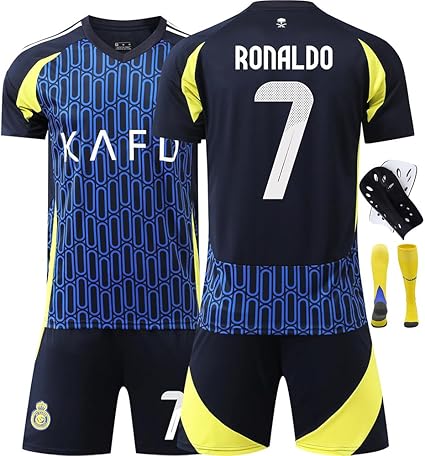 ロナウド　CR7 グッズセット Amazon.co.jp: [XinShang] Al-Nassr 24-25 CR7 ロナ ロナウド